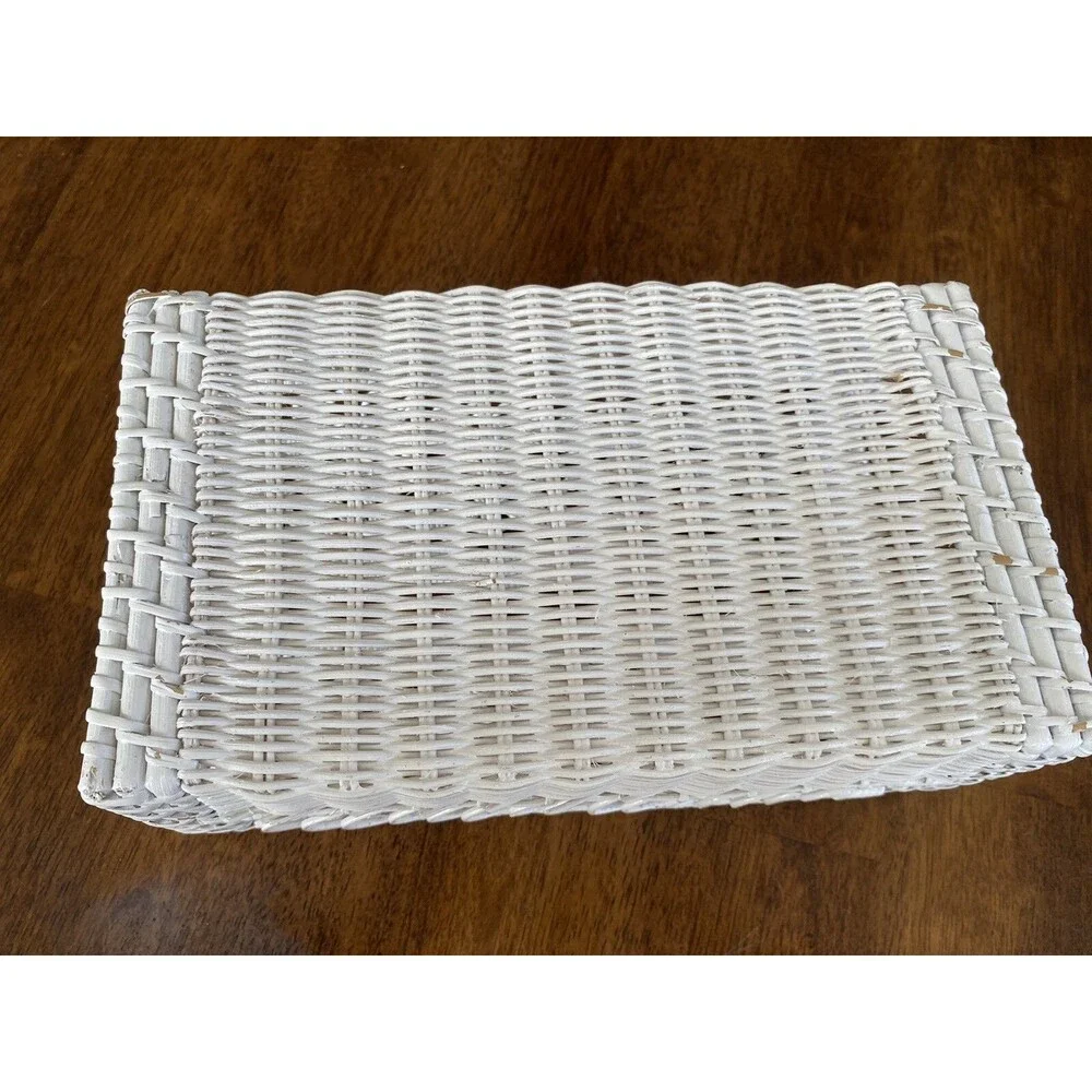 VINTAGE White Wicker Rectangular Tissue Box Holder Cover BOHO Shabby Chic Rustic